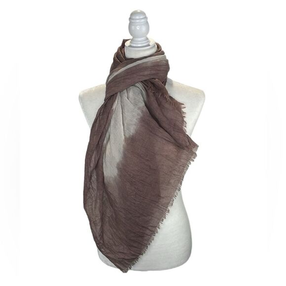 SCARF Ombré Rectangular with Eyelash trim - Picture 2 of 5